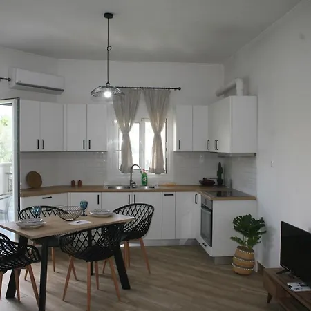 Aeraki House Apartment Lefkada City